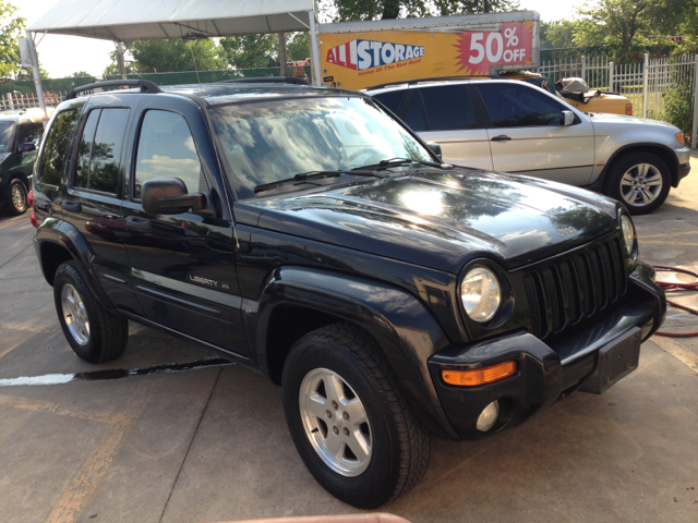 Jeep Liberty 2002 photo 1