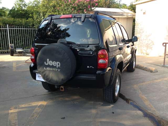 Jeep Liberty 2002 photo 3