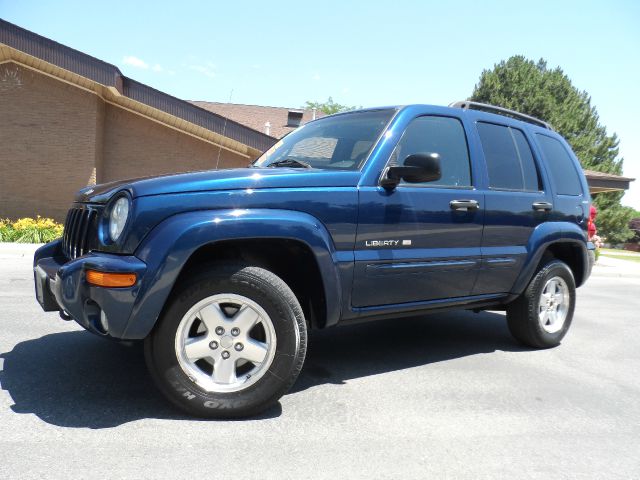 Jeep Liberty 2002 photo 2