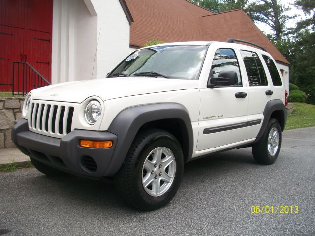 Jeep Liberty 2002 photo 28