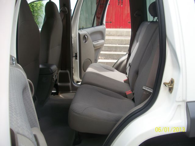 Jeep Liberty 2002 photo 33