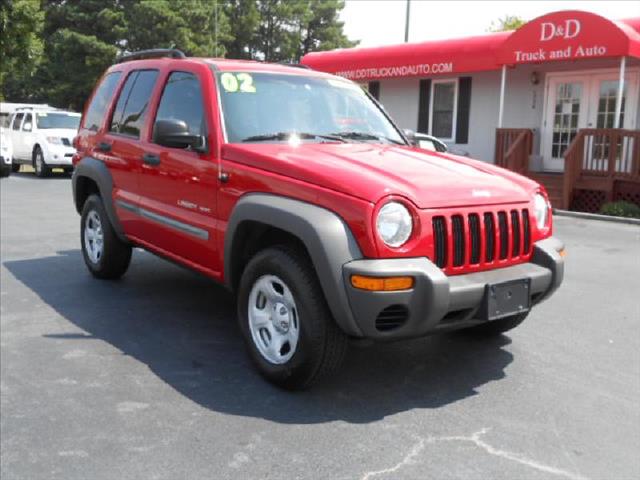 Jeep Liberty 2002 photo 4