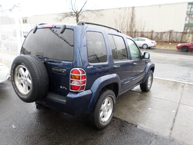 Jeep Liberty 2002 photo 4