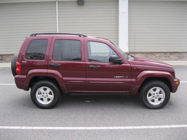 Jeep Liberty 2002 photo 11