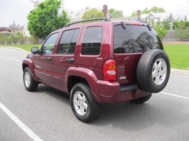 Jeep Liberty 2002 photo 17