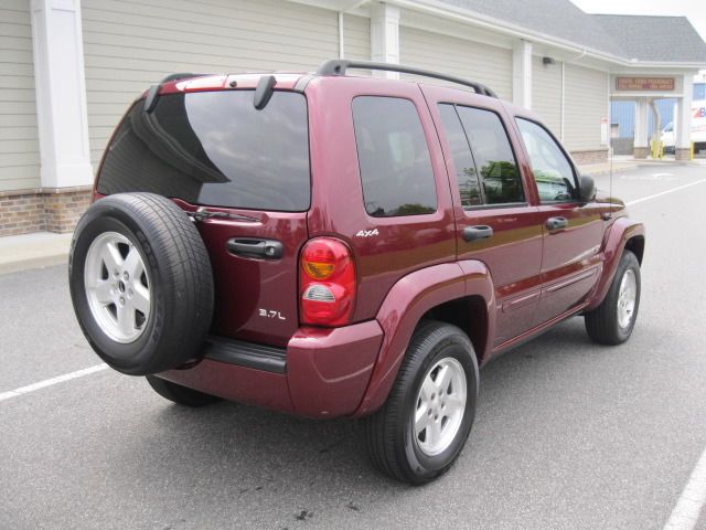 Jeep Liberty 2002 photo 21