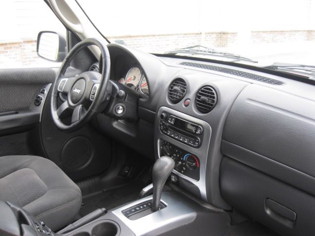 Jeep Liberty 2002 photo 5