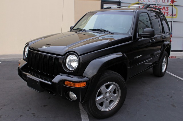 Jeep Liberty 2002 photo 1