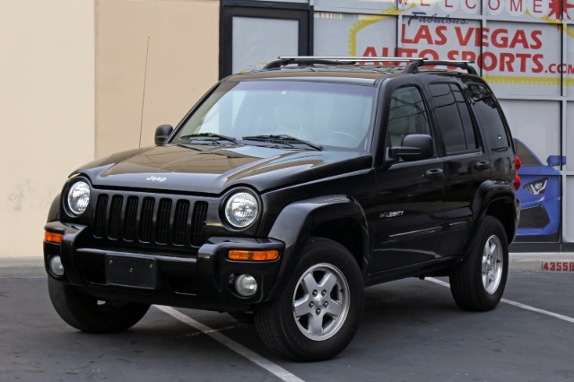 Jeep Liberty 2002 photo 2