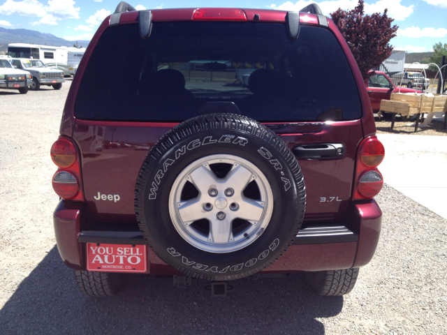 Jeep Liberty 2002 photo 1