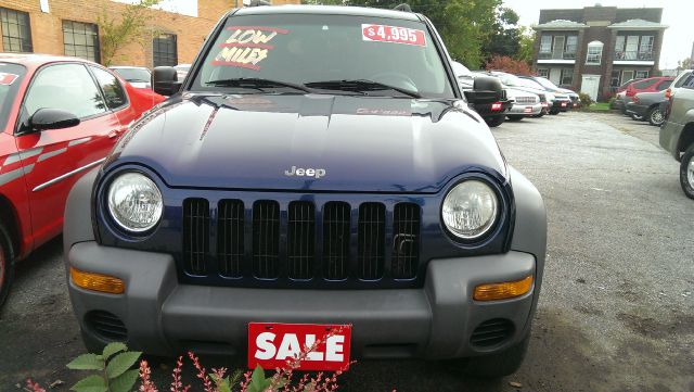 Jeep Liberty 2002 photo 2