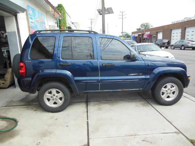 Jeep Liberty 2002 photo 1