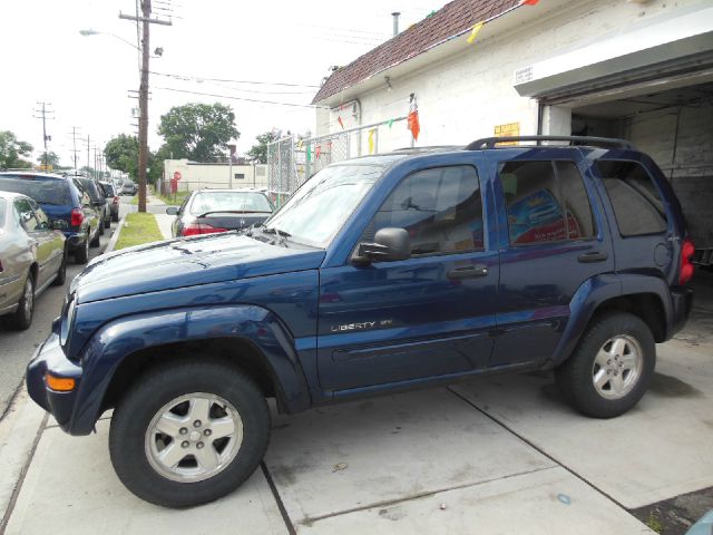 Jeep Liberty 2002 photo 4