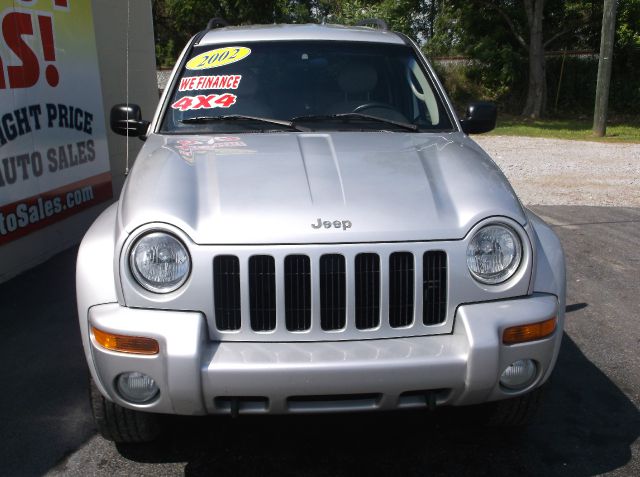 Jeep Liberty 2002 photo 9