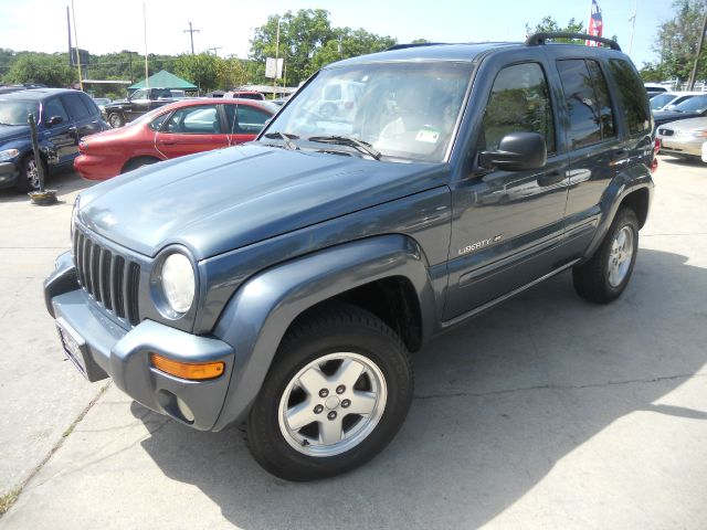 Jeep Liberty 2002 photo 1