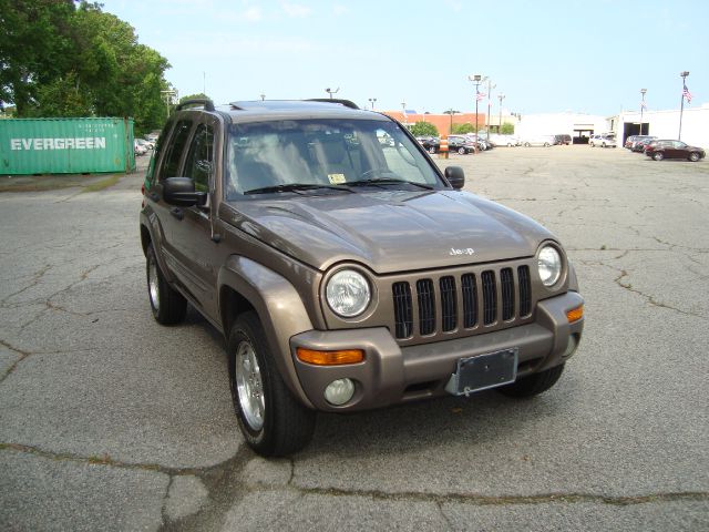 Jeep Liberty 2002 photo 14