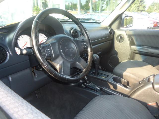 Jeep Liberty 2002 photo 1