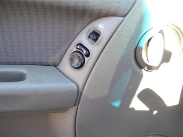 Jeep Liberty 2002 photo 1