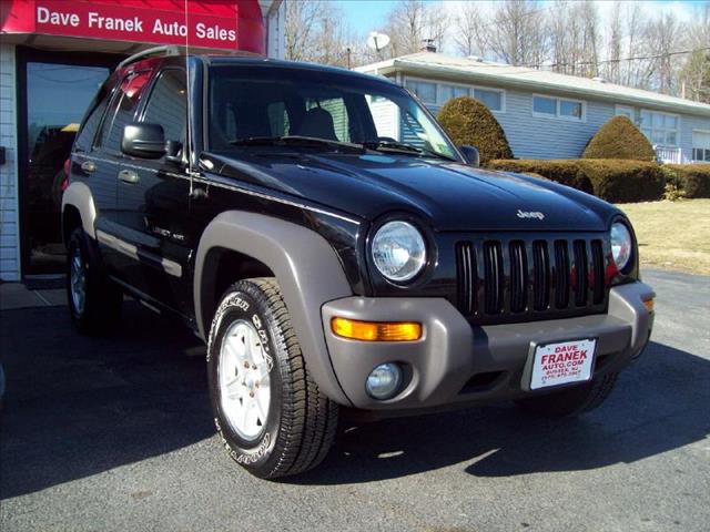 Jeep Liberty 2002 photo 2