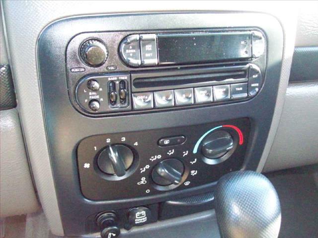 Jeep Liberty 2002 photo 3