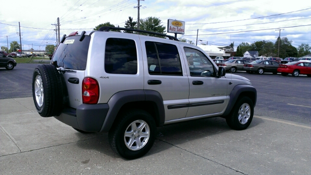 Jeep Liberty 2002 photo 20