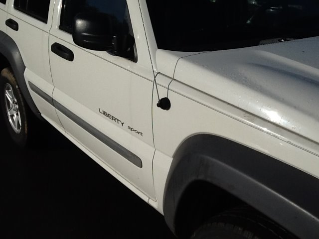 Jeep Liberty 2002 photo 3