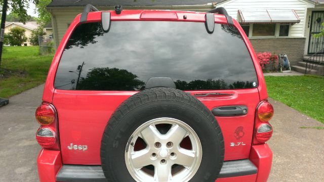 Jeep Liberty 2002 photo 4