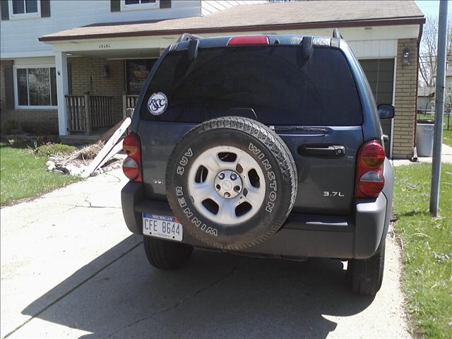 Jeep Liberty 2002 photo 2