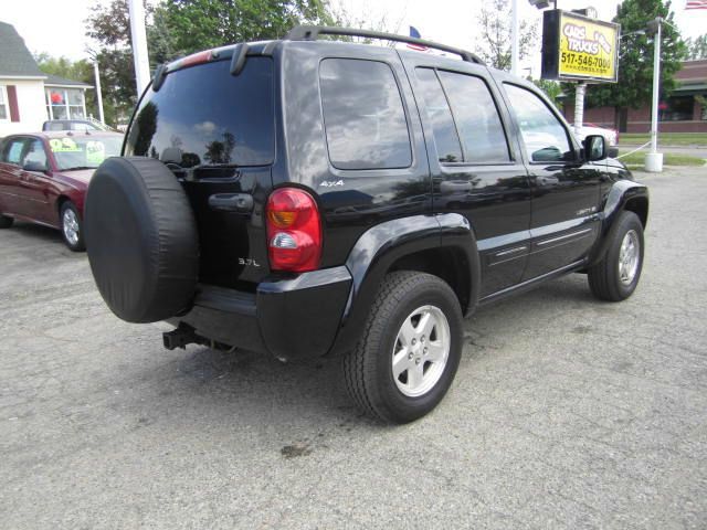 Jeep Liberty 2002 photo 2