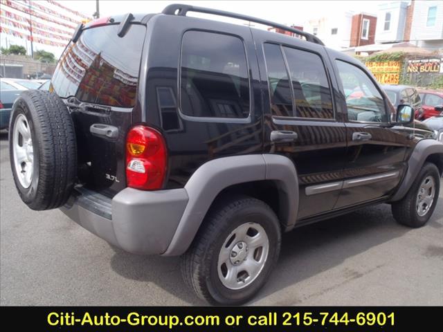 Jeep Liberty 2002 photo 1