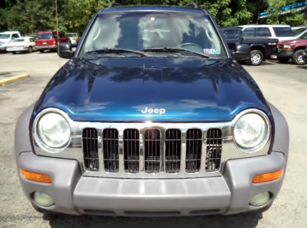 Jeep Liberty 2002 photo 2