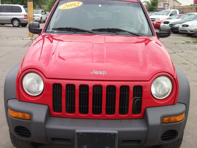 Jeep Liberty 2002 photo 1