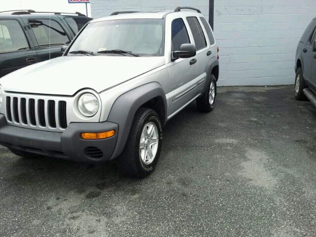 Jeep Liberty 2002 photo 1