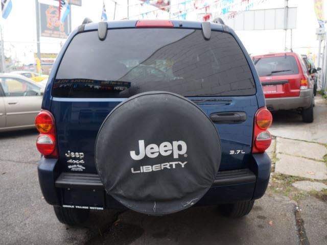 Jeep Liberty 2003 photo 1