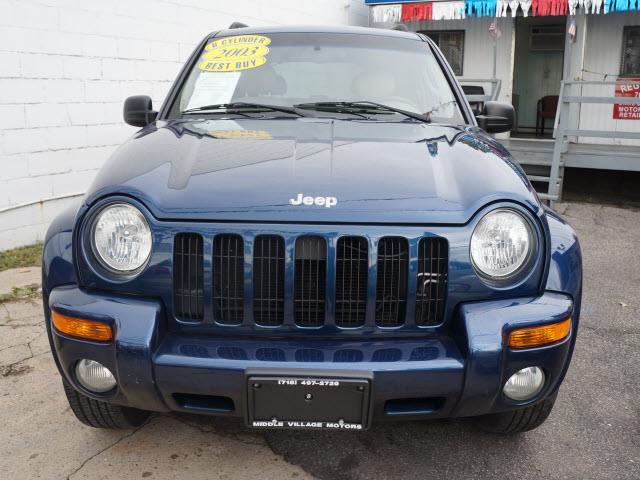 Jeep Liberty 2003 photo 4