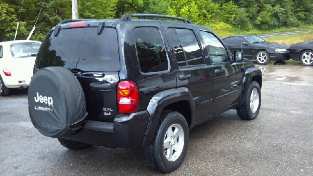 Jeep Liberty 2003 photo 1