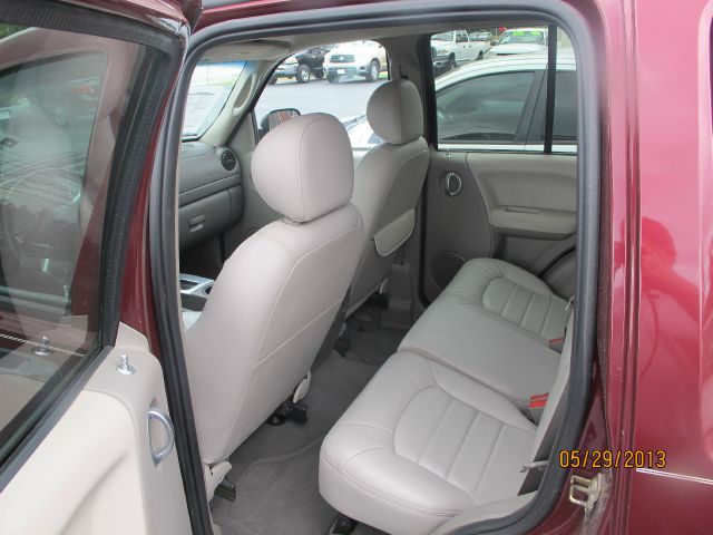 Jeep Liberty 2003 photo 1