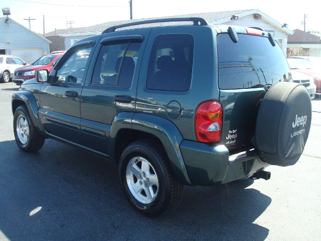 Jeep Liberty 2003 photo 1