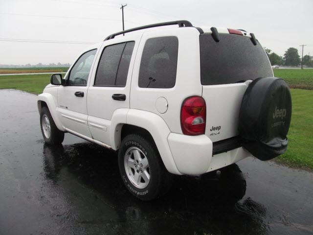 Jeep Liberty 2003 photo 4