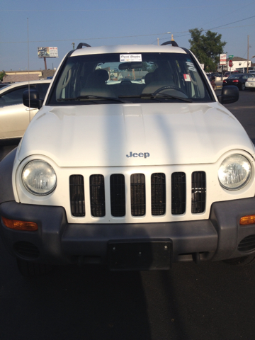 Jeep Liberty 2003 photo 4