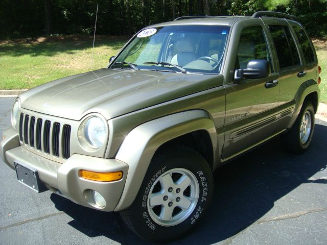 Jeep Liberty 2003 photo 3