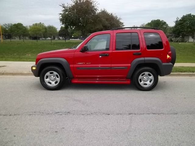 Jeep Liberty 2003 photo 11