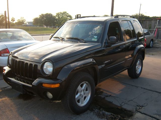 Jeep Liberty 2003 photo 1