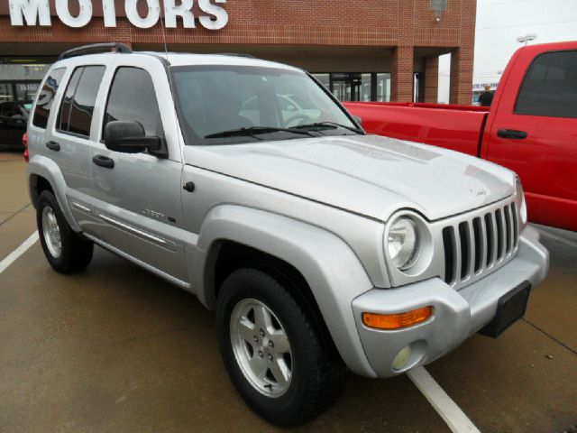 Jeep Liberty 2003 photo 4