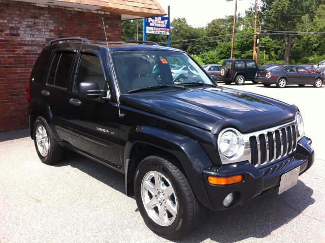 Jeep Liberty 2003 photo 1