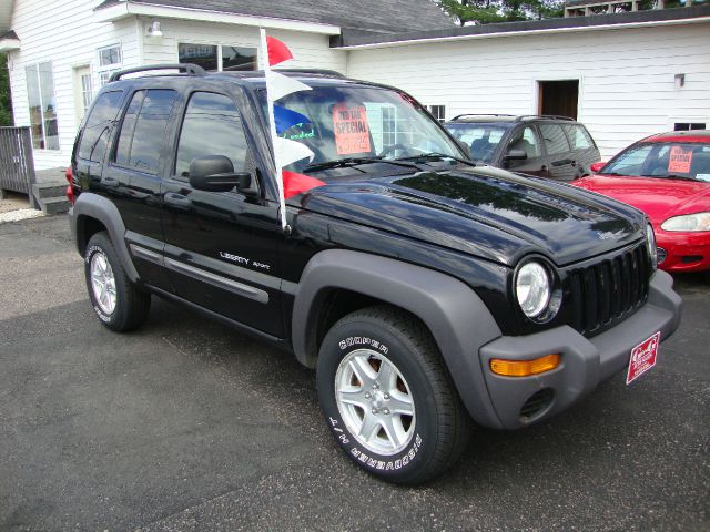 Jeep Liberty 2003 photo 4