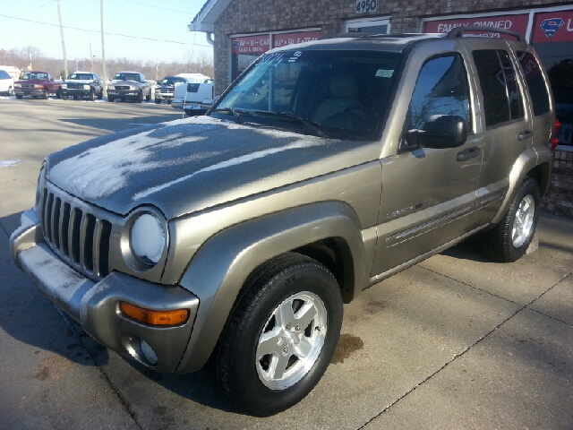 Jeep Liberty 2003 photo 3