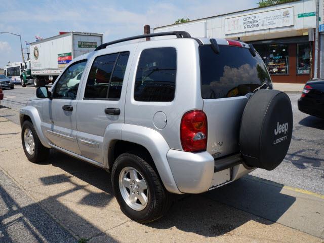 Jeep Liberty SLT 25 SUV