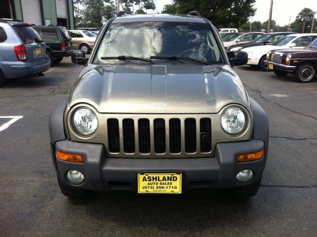 Jeep Liberty 2003 photo 3