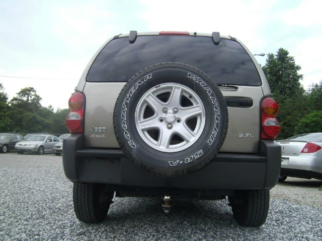 Jeep Liberty 2003 photo 10